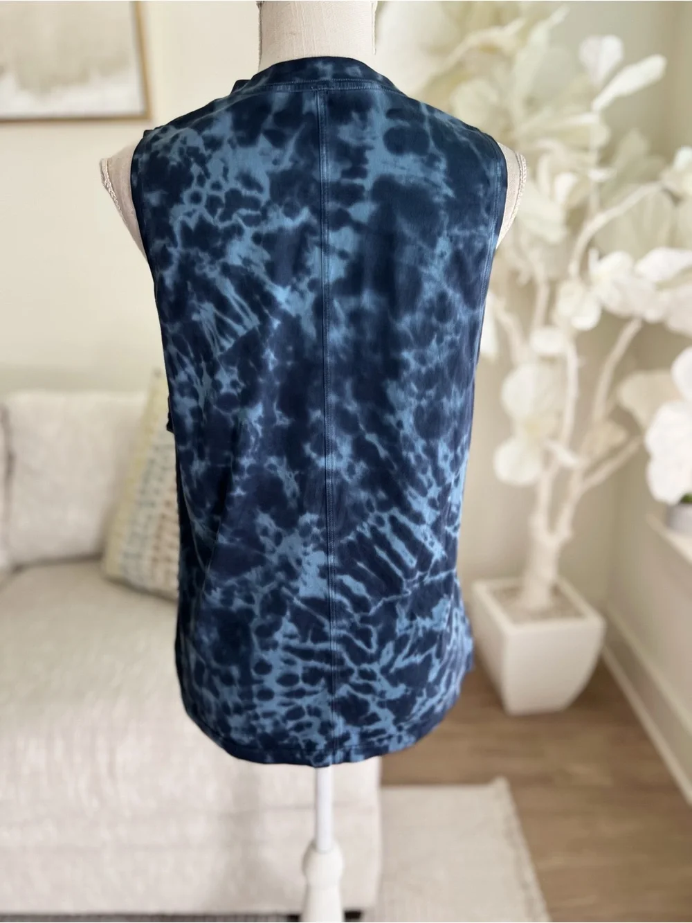 Lululemon All Yours Sleeveless Blue Tie-Dye Woman’s Tank Top